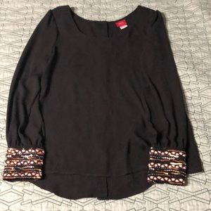 Day trip black blouse